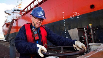 Постачання